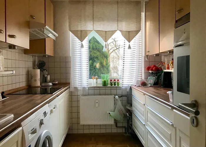 Apartment Profair Near Fairgrounds- Entrance Sud *