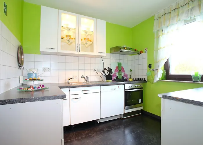 Profair Near Fairgrounds- Entrance Sud * Hannover