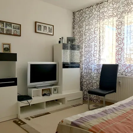 Profair Near Fairgrounds- Entrance Sud Διαμέρισμα