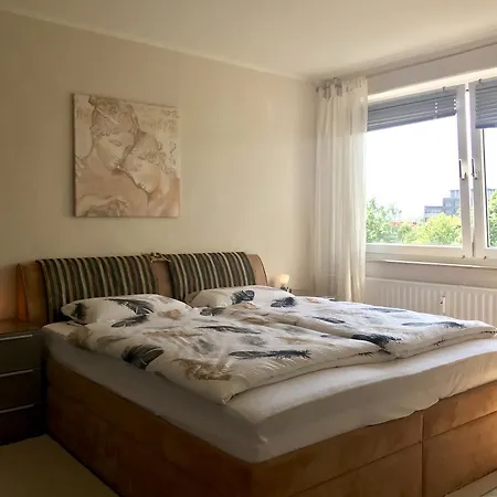 Profair Near Fairgrounds- Entrance Sud * Ανόβερο