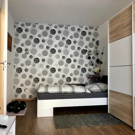 Profair Near Fairgrounds- Entrance Sud * Ανόβερο