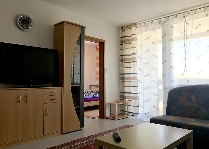 Profair Near Fairgrounds- Entrance Sud Apartment *